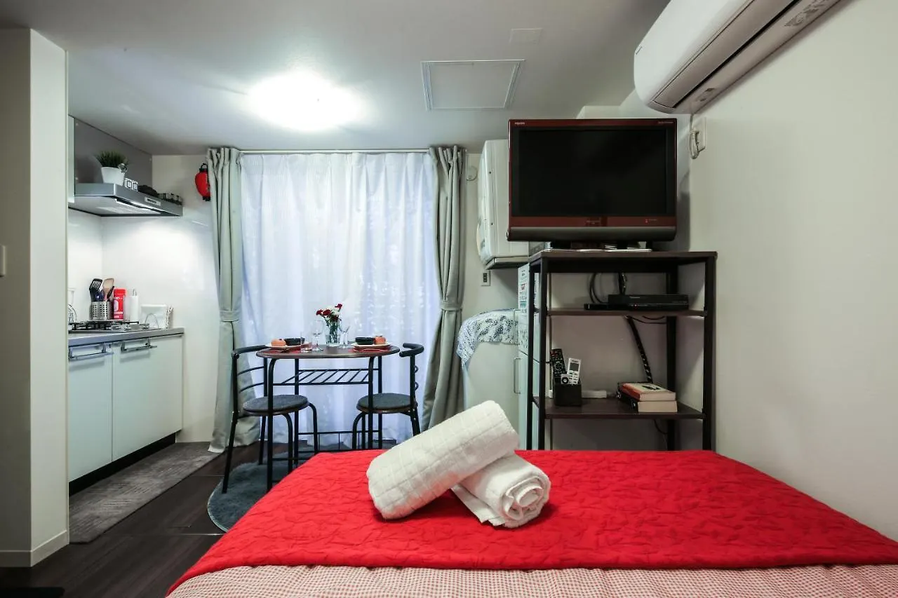 North Cottage Studio Apartment With Private Entrance