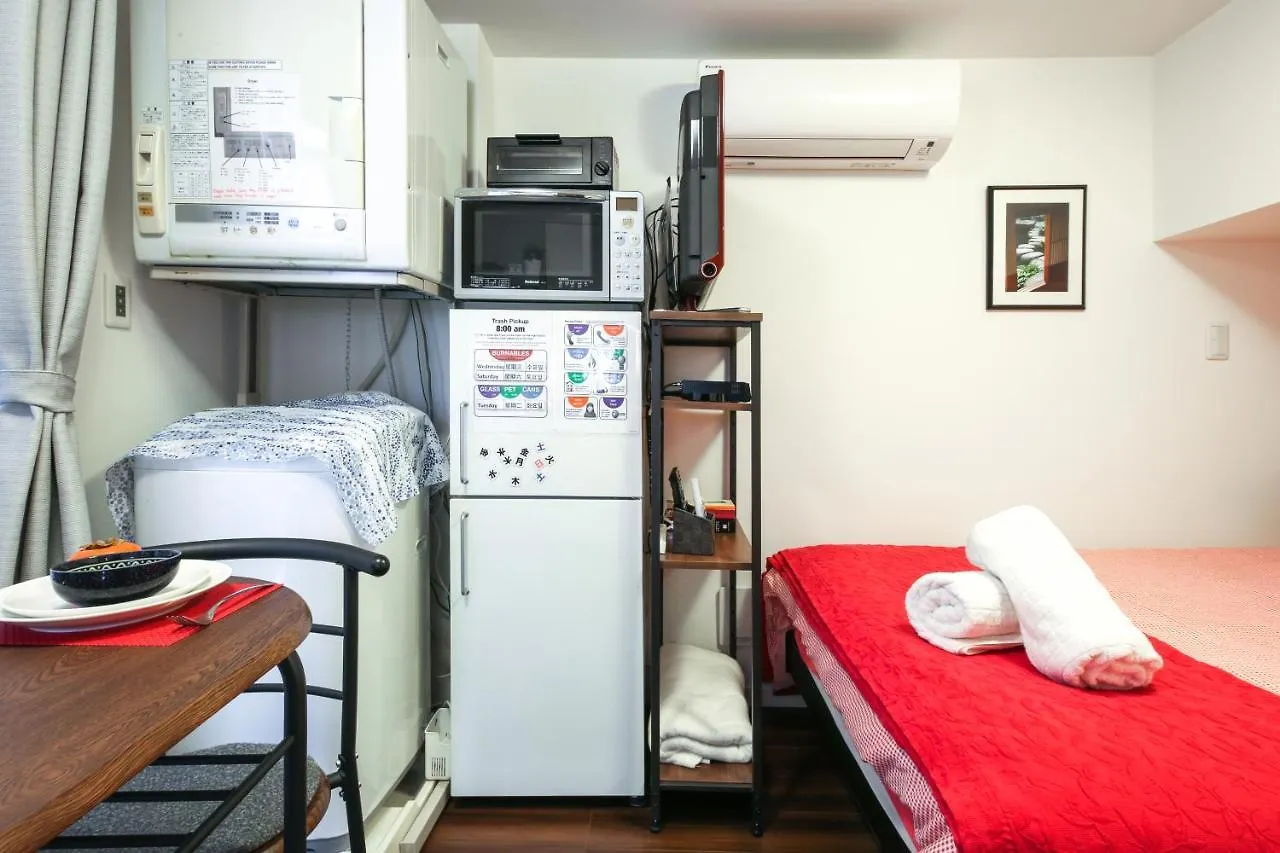 North Cottage Studio Apartment With Private Entrance 3*, Tokyo Giappone
